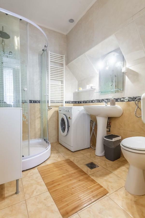Kostas Apartments Braşov Dış mekan fotoğraf