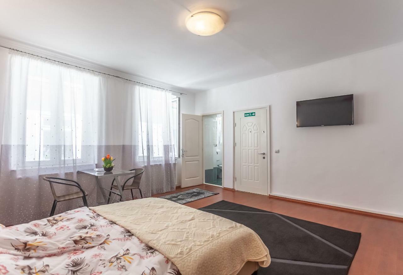 Kostas Apartments Braşov Dış mekan fotoğraf